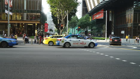 Singapur---Circa-Zeitraffer-Von-Menschen-Und-Verkehr-Teilen-Orchard-Road-,-Singapur