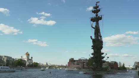 View-of-The-statue-of-Peter-the-Great,-Moscow,-Russia