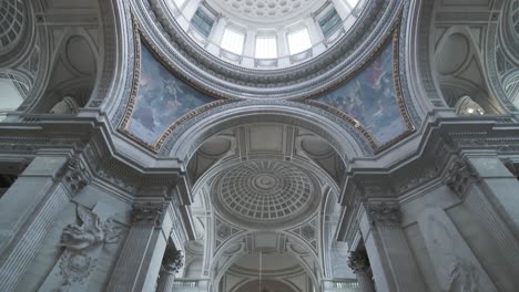 Pan-down-from-the-domed-roof-to-the-Foucault-pendulum-which-is-a-device-used-to-demonstrate-the-Earth's-rotation