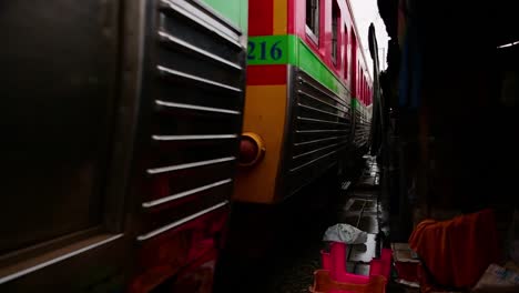 An-exciting-train-ride-to-Mae-Klong-Railway-Market