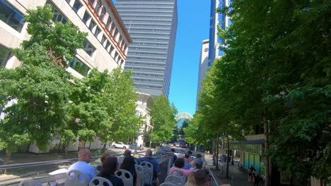 Conducir-En-Un-Autobús-Turístico-A-Través-De-La-Ciudad-De-Seattle-En-EE.UU.