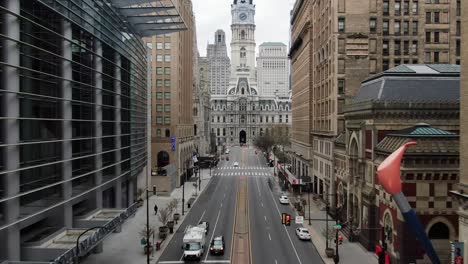 North-Broad-St-toward-City-Hall-in-Philadelphia,-Covid-quarantine-shutdown-shelter-in-place,-coronavirus-stay-at-home-order,-aerial-drone-footage