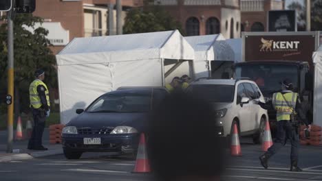 Police-checkpoint-between-Australian-states-as-travel-is-restricted-due-to-the-coronavirus-outbreak