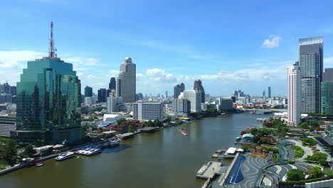 Schöne-Gebäudearchitektur-Rund-Um-Die-Stadt-Bangkok-In-Thailand