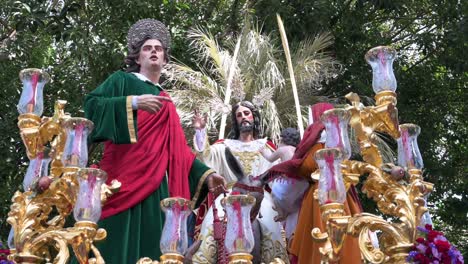 Bild-Von-Jesus-Christus-Während-Der-Feierlichkeiten-Der-Karwoche-In-Cadiz,-Spanien
