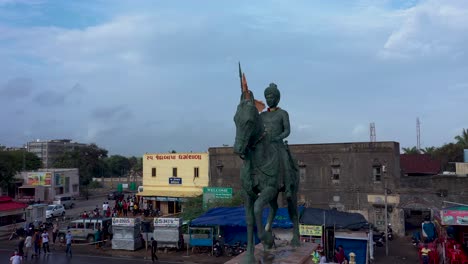 Aerial-drone-shot-of-Maharana-Pratap-statue