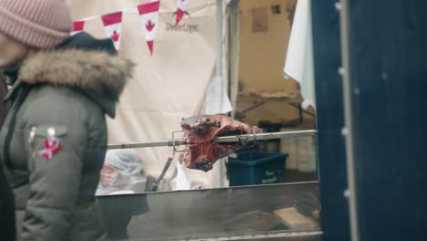 Protesters-Roasting-Pig-In-Ottawa,-Canada-During-Freedom-Convoy