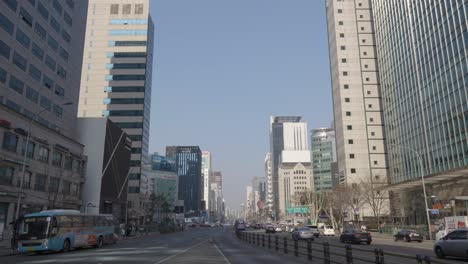 Traffic-along-Gangnam-daero-road-in-Seoul,-South-Korea