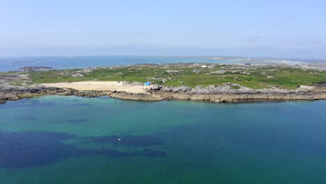 Strand-In-Kilkieran-Bay,-Ardmore,-Connemara,-County-Galway,-Irland,-Juli-2021