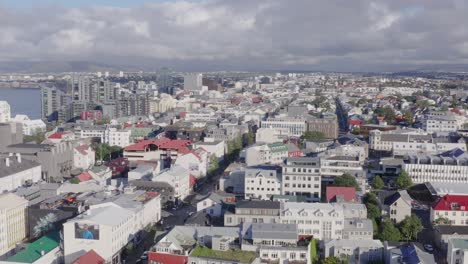 Downtown-aerial-view-of-capital-of-Iceland,-Reykjavik,-sunset-sunlight