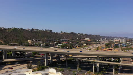 Freeways-merging-in-Mission-Valley,-San-Diego-California