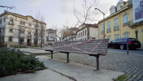 Park-Benches-Closed-Empty-city-streets,-coronavirus-lockdown-Castelo-Branco-city