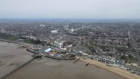 Southend-on-Sea,-Essex,-UK-sea-front-and-town-high-pov-aerial-footage