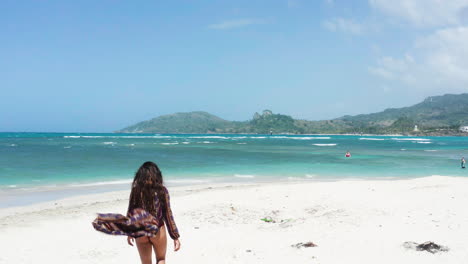 Caribbean-Destination,-Dominican-Republic-white-sand-beach-of-Playa-Tico-Maimon,-drone-crane-up