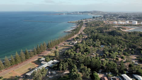 Aerial-view-of-the-coastline-of-Esperance,-sunny-day,-in-Western-Australia---Orbit,-drone-shot