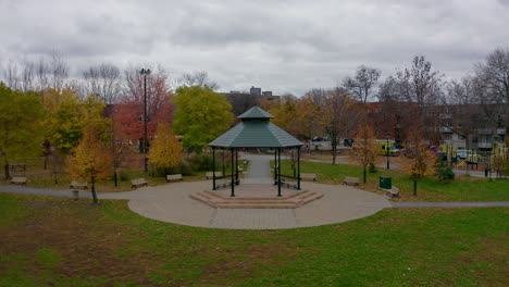 Aerial-shot-of-a-gazebo-in-a-public-park-in-Montreal