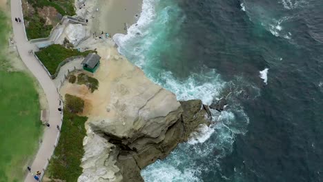 Aerial-view-of-La-Jolla,-California-on-a-summer-day