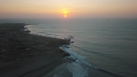 Wonderful-View-Of-An-Peaceful-Island-During-Sunset-in-Peru---Beautiful-Tourist-Attraction---Aerial-Shot
