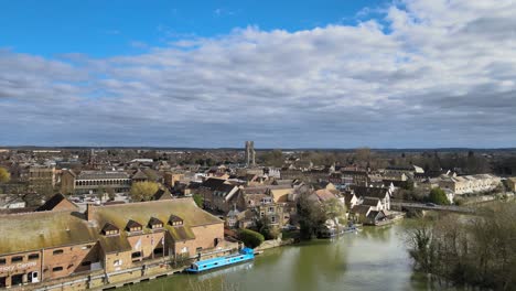 St-Neots-town-in-Cambridgeshire-UK-river-side-Aerial-footage