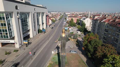 Saint-Sofia-statue-in-Sofia,-Bulgaria