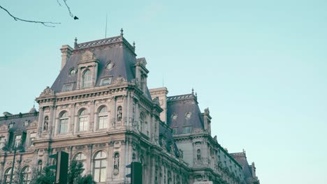 Roof-and-ancient-architecture-of-the-Paris-City-Hall,-Hôtel-de-Ville-de-Paris,-in-France