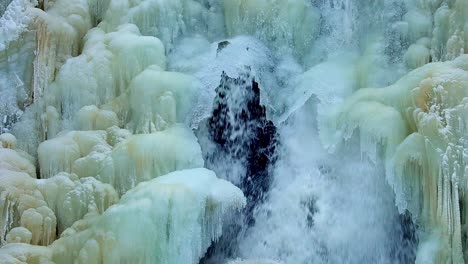 Amazing,-frozen-waterfall