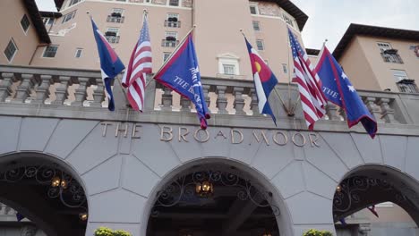 Entrada-Frontal-Al-Hotel-Broadmoor-En-Colorado-Springs-Colorado