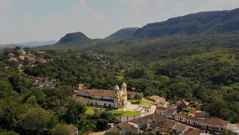 Hyperlapse-around-old-baroque-church-built-by-slaves-in-the-jungle