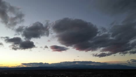 Sonnenuntergang-Im-Zeitraffer-In-Santa-Fe,-New-Mexico