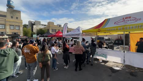 El-Mercado-De-Alimentos-Al-Aire-Libre-Más-Grande-De-Los-ángeles-Es-Smorgasburg