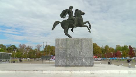 La-Impresionante-Estatua-De-Alejandro-El-Grande-En-Tesalónica-Es-La-Creación-Del-Artista-Evaggelos-Moustakas