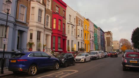 Colorful-Street-Of-Notting-Hill-During-Sunset-In-London,-UK---wide