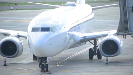 Airplane-about-to-fly-or-depart-in-Valencia-Airport