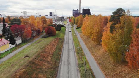 Vista-Aérea-Del-Distrito-De-Toppila-En-Oulu,-Central-Eléctrica-En-El-Fondo