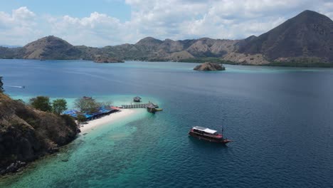 Archipiélago-De-Las-Islas-De-Komodo,-Indonesia