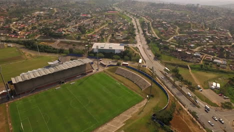 Drone-Aéreo-Disparado-Sobre-El-Estadio-Princesa-Magogo-En-El-Municipio-De-Kwa-Mashu-En-Sudáfrica