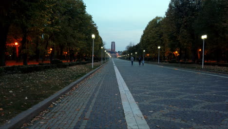 Carol-Park,-Bucarest---Hermoso-Parque-Urbano