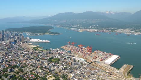 Luftaufnahme-Des-Geschäftigen-Hafens-Von-Vancouver