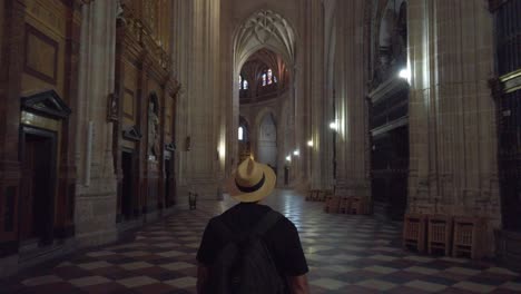 Innenraum-Der-Kathedrale-Von-Segovia
