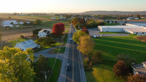 Escena-De-La-Granja-Y-Los-Negocios-Del-Condado-De-Lancaster,-Pennsylvania