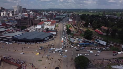 Video-De-Drones-Del-Centro-De-La-Ciudad-En-Harare,-Zimbabue