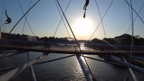 Vater-Bernatek-Brücke-In-Krakau