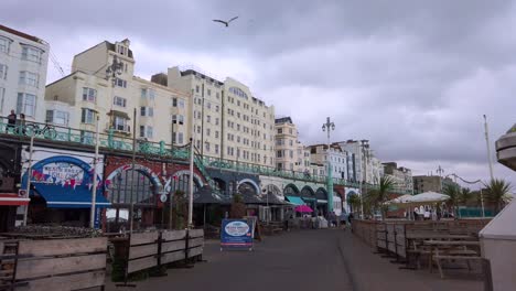 Strandpromenade-In-Brighton