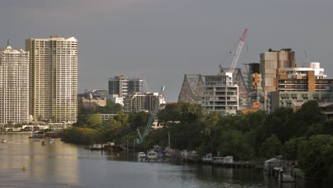 Blick-Auf-Kangaroo-Point-Und-Die-Story-Bridge,-Brisbane-City-Vom-Kangaroo-Point,-Queensland,-Australien