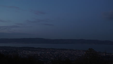 Tag-Nacht-Zeitraffer-Des-Panoramablicks-Auf-Die-Sapanca-Region-In-Der-Türkei
