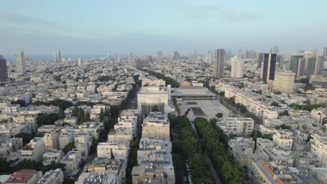 Dia-Ansicht-A-Des-Theatergebäudes-Habima-Square-Bei-Sonnenuntergang---Tel-Aviv,-Israel