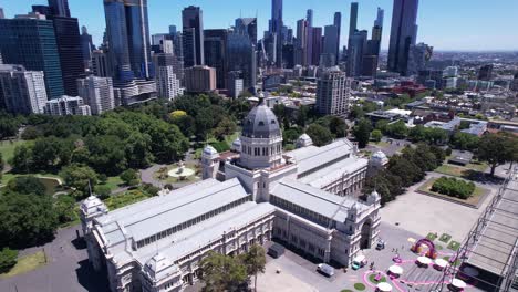 Edificio-De-Exposiciones-Reales-Del-Patrimonio-Mundial-Antena-Circular-Verano-Melbourne