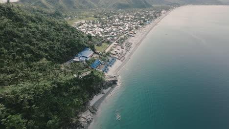 Drone-Desciende-A-Una-Playa-En-Mabua-Surigao