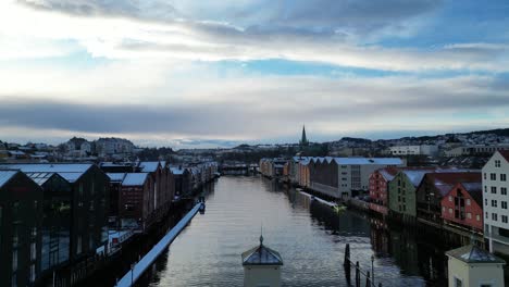 Imágenes-De-Drones-De-Trondheim