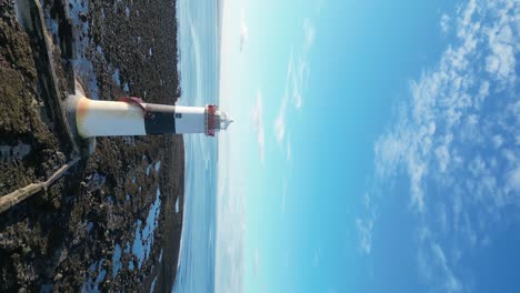 Rosses-Point-Leuchtturm-Dynamisch-Rotierende-Vertikale-Antenne